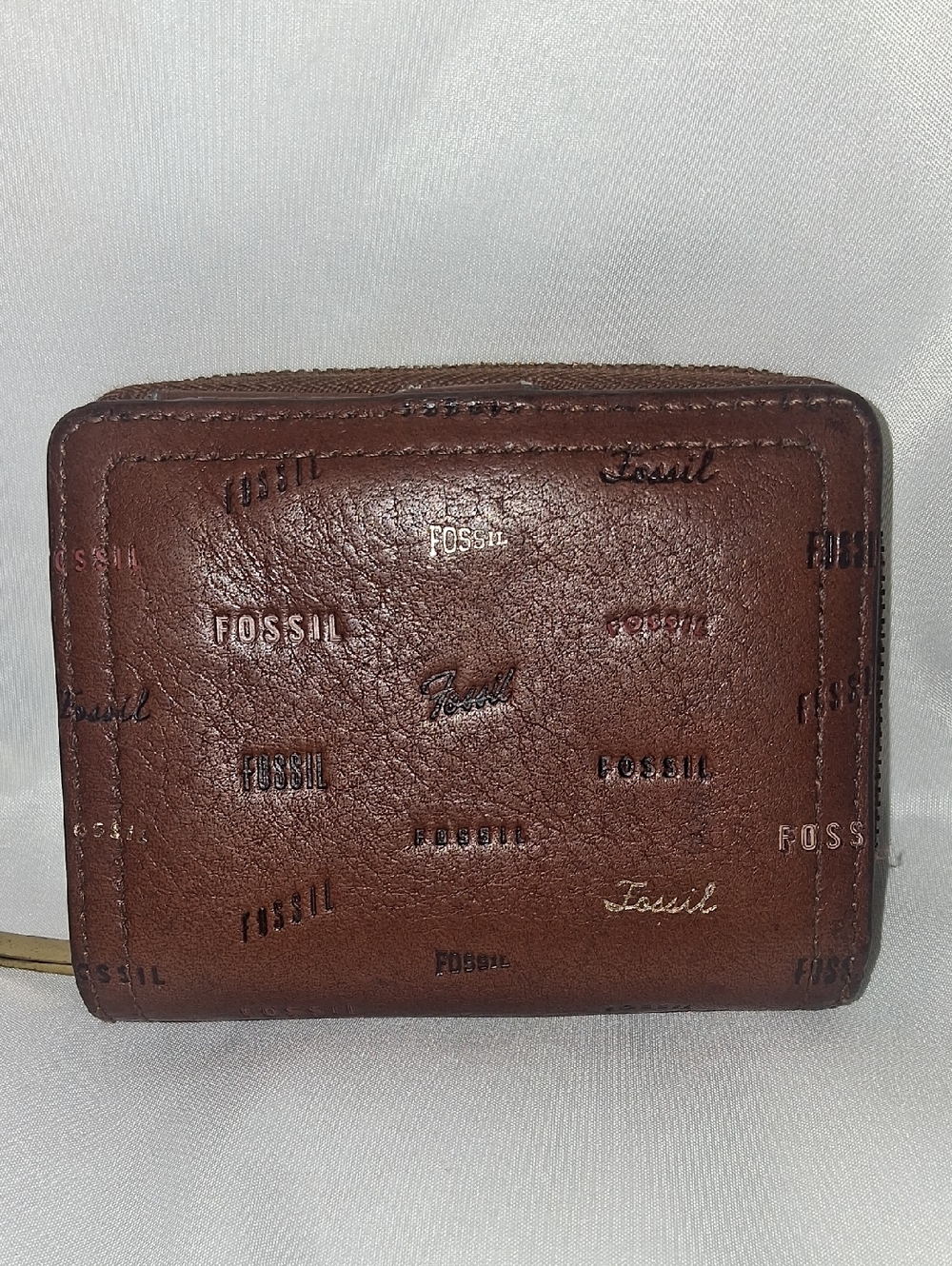 Fossil Chestnut Brown Leather Logo-Embossed Zip Wallet